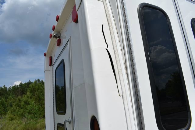 Used 2018 Ford E-350 and Econoline 350 Super Duty w/ Shuttle Bus Prep Package image 5