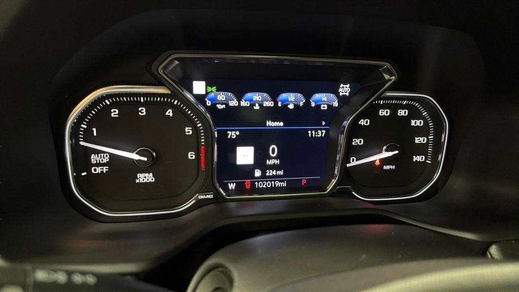 Used 2021 GMC Yukon Denali w/ Denali Premium Package AWD/4WD image 21