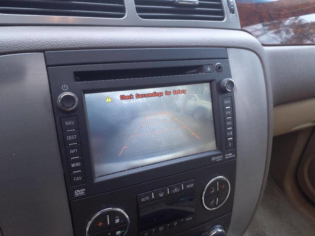 Used 2014 GMC Yukon XL SLT image 20