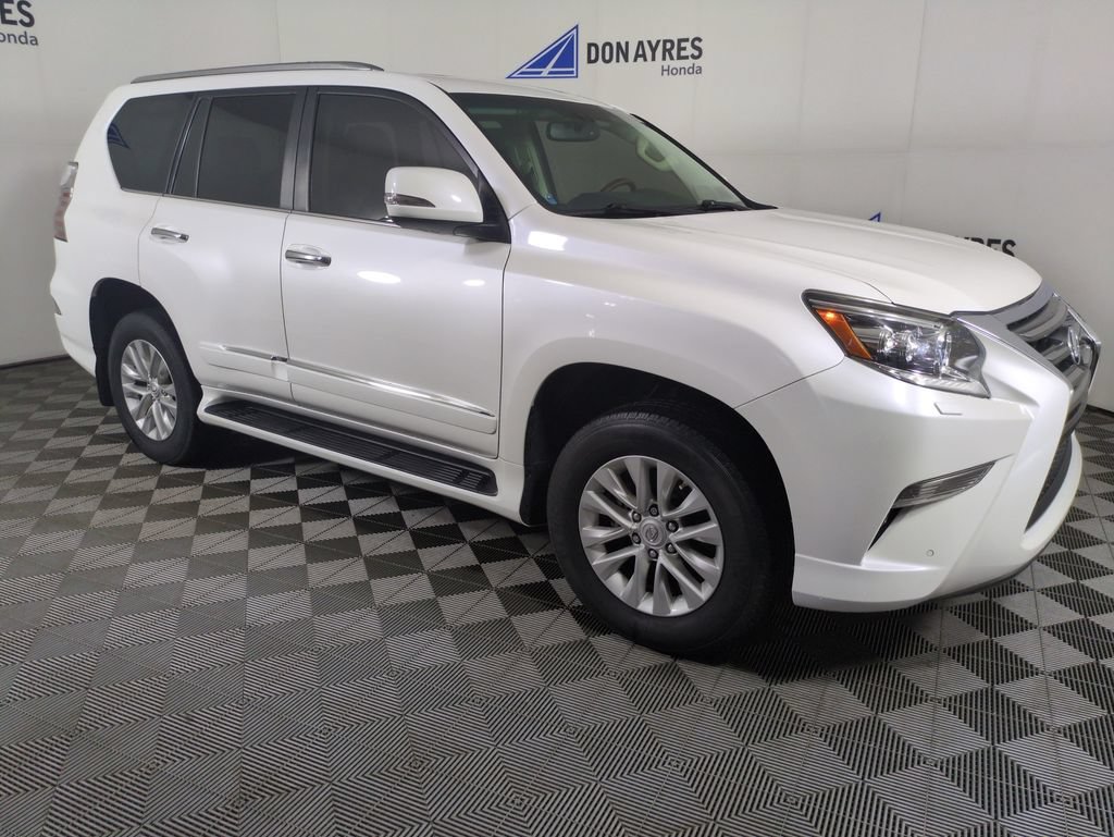 Used 2017 Lexus GX 460 Premium w/ Premium Package AWD/4WD image 9