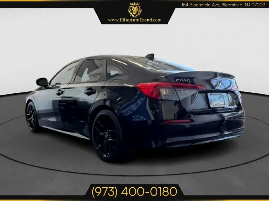 Used 2022 Honda Civic Sport image 4