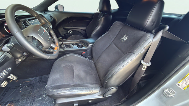 Used 2022 Dodge Challenger R/T Scat Pack RWD image 13