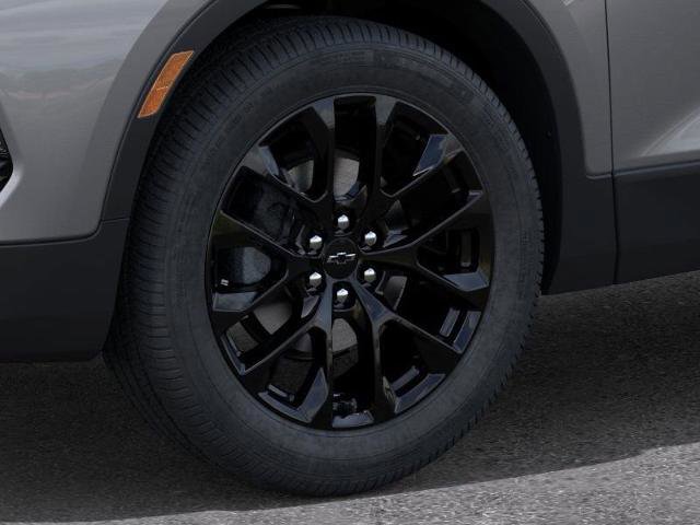 New 2025 Chevrolet Blazer LT w/ LPO, Black Sport Package image 9