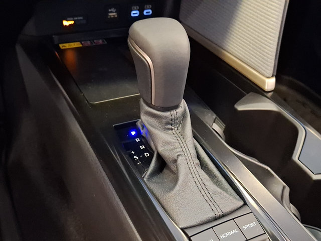 Used 2026 Toyota Camry SE FWD image 14
