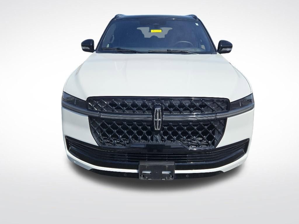 Used 2025 Lincoln Navigator Black Label AWD/4WD image 24