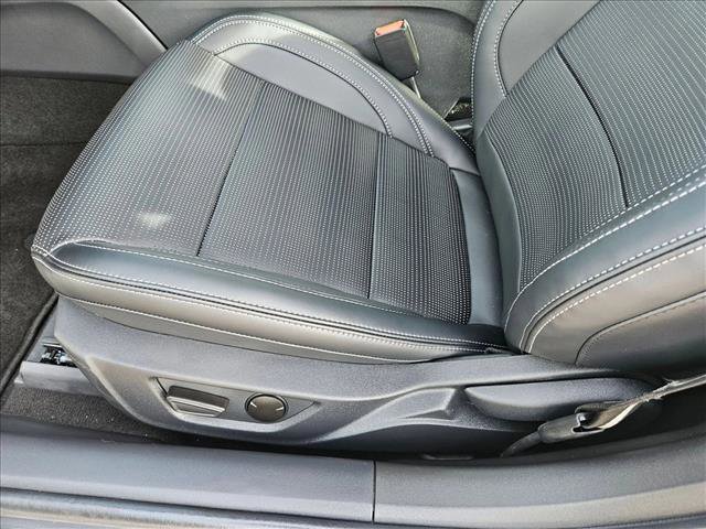 New 2025 Ford Mustang Premium video 4