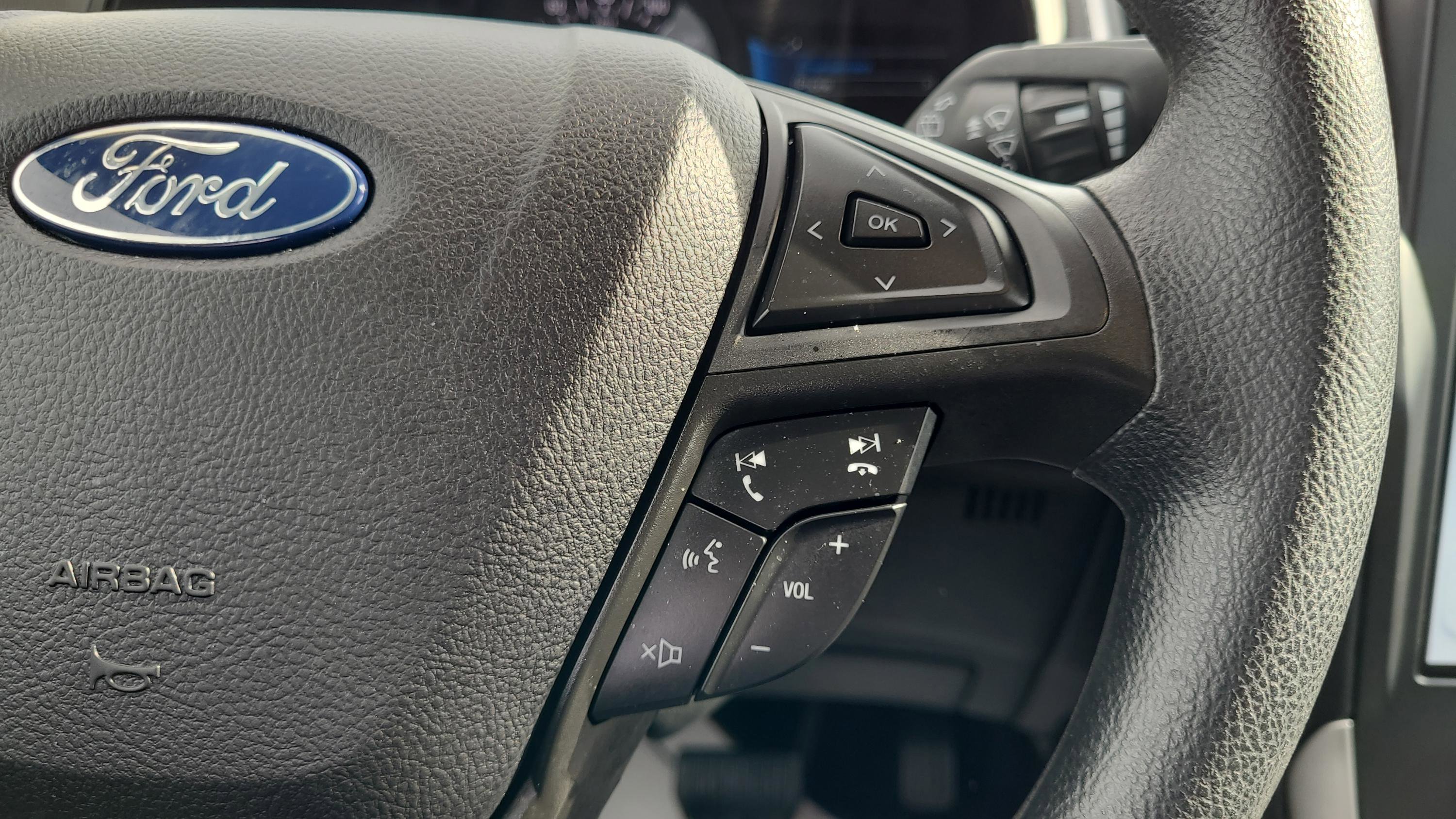 Used 2024 Ford Edge SE image 14