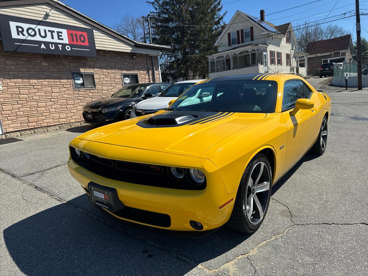 Used 2018 Dodge Challenger R/T Plus image 2