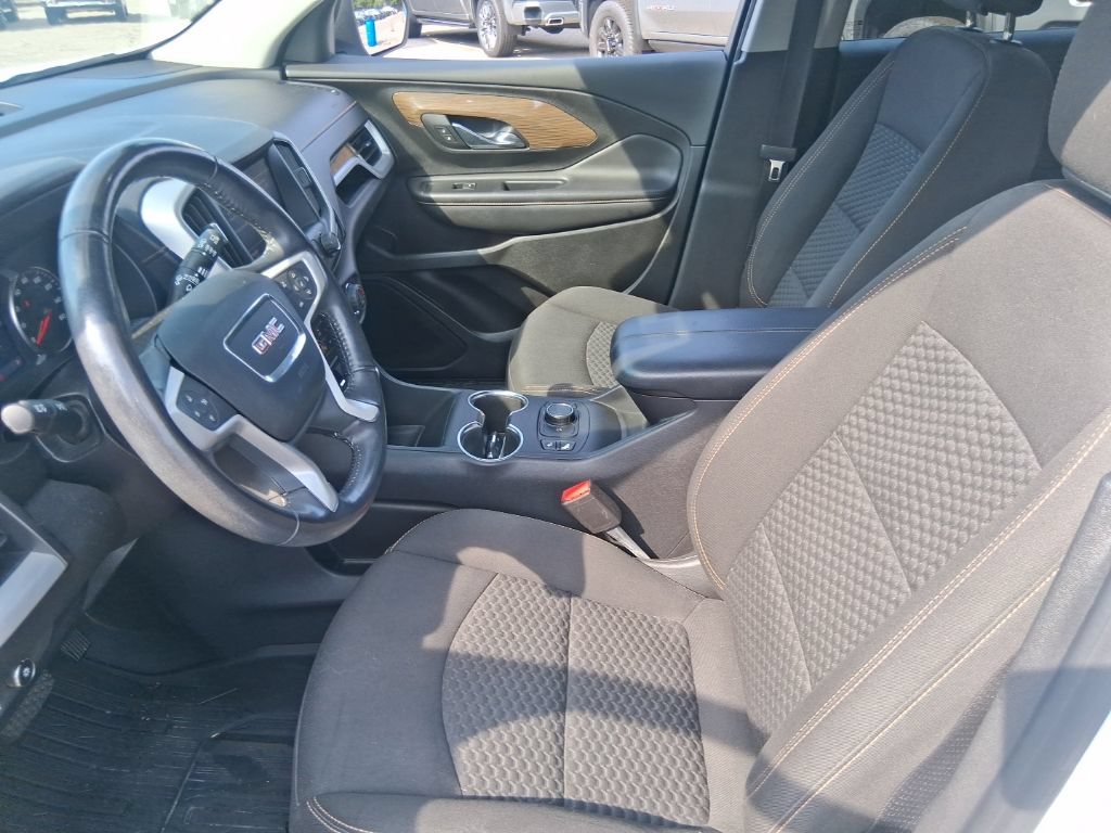 Used 2019 GMC Terrain SLE w/ Driver Convenience Package FWD image 16