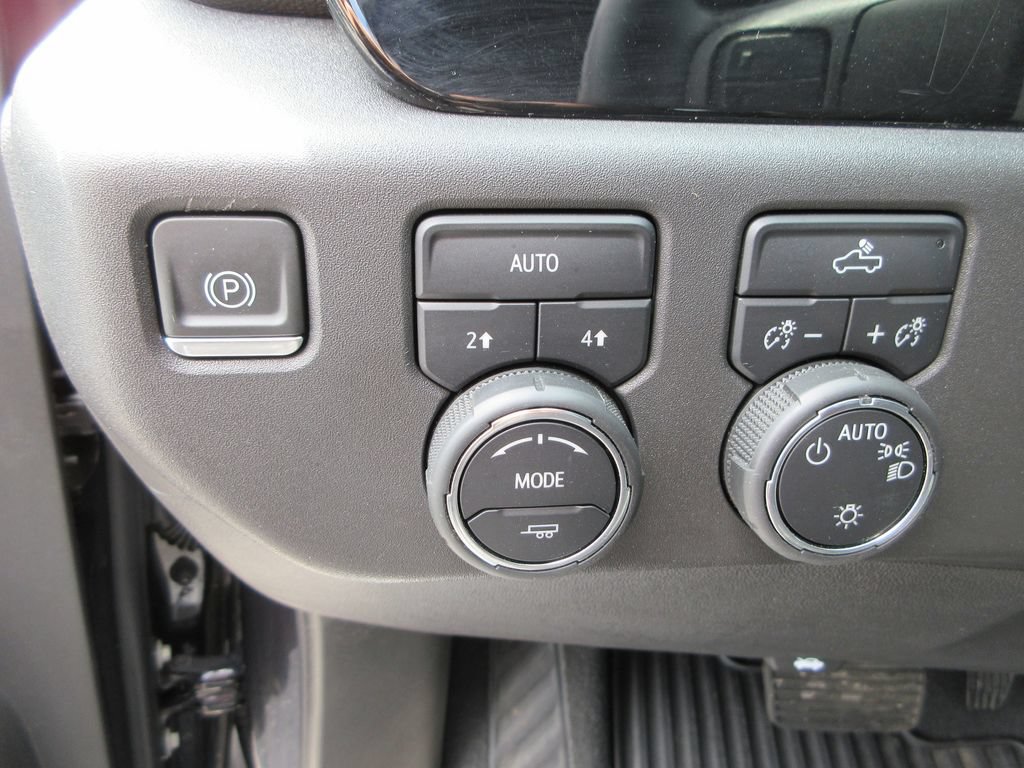 Certified 2023 Chevrolet Silverado 1500 LT AWD/4WD image 23