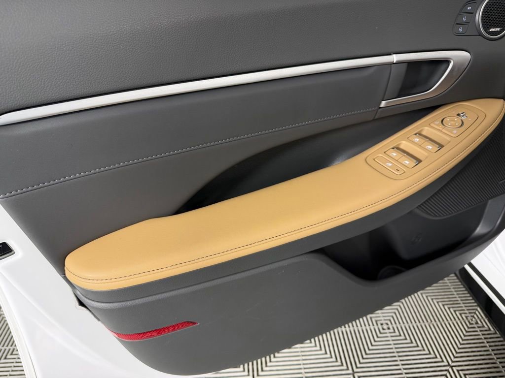 Used 2025 Hyundai Sonata Limited FWD image 27