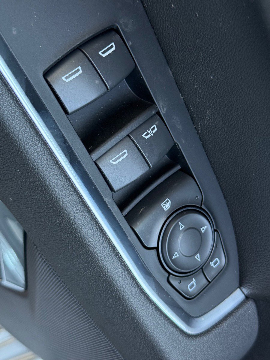 New 2026 GMC Sierra 1500 Elevation image 11