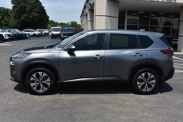 Used 2023 Nissan Rogue SV FWD image 9