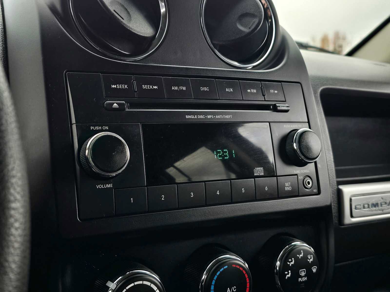 Used 2015 Jeep Compass Sport image 31