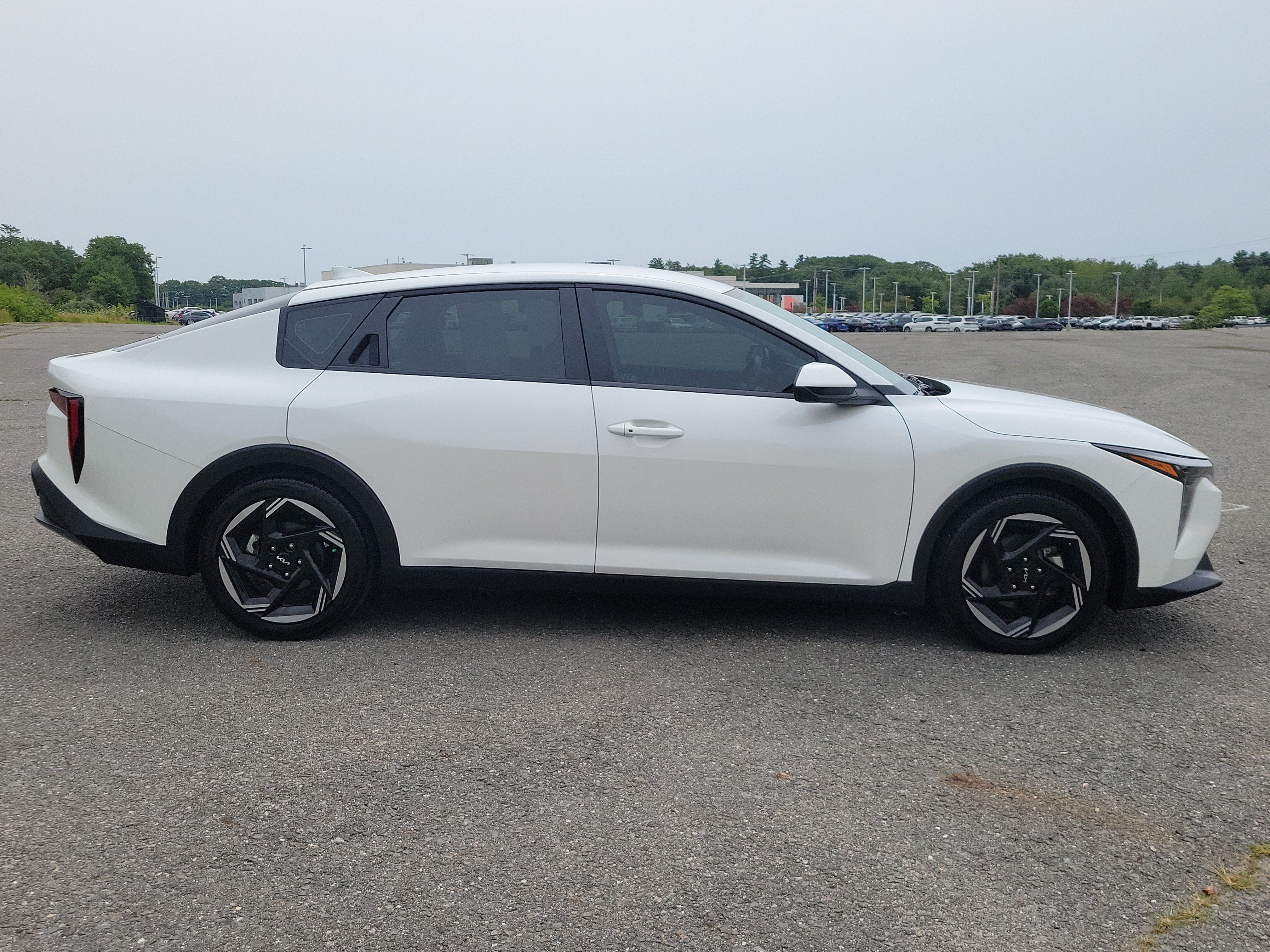 Used 2025 Kia K4 EX FWD image 4