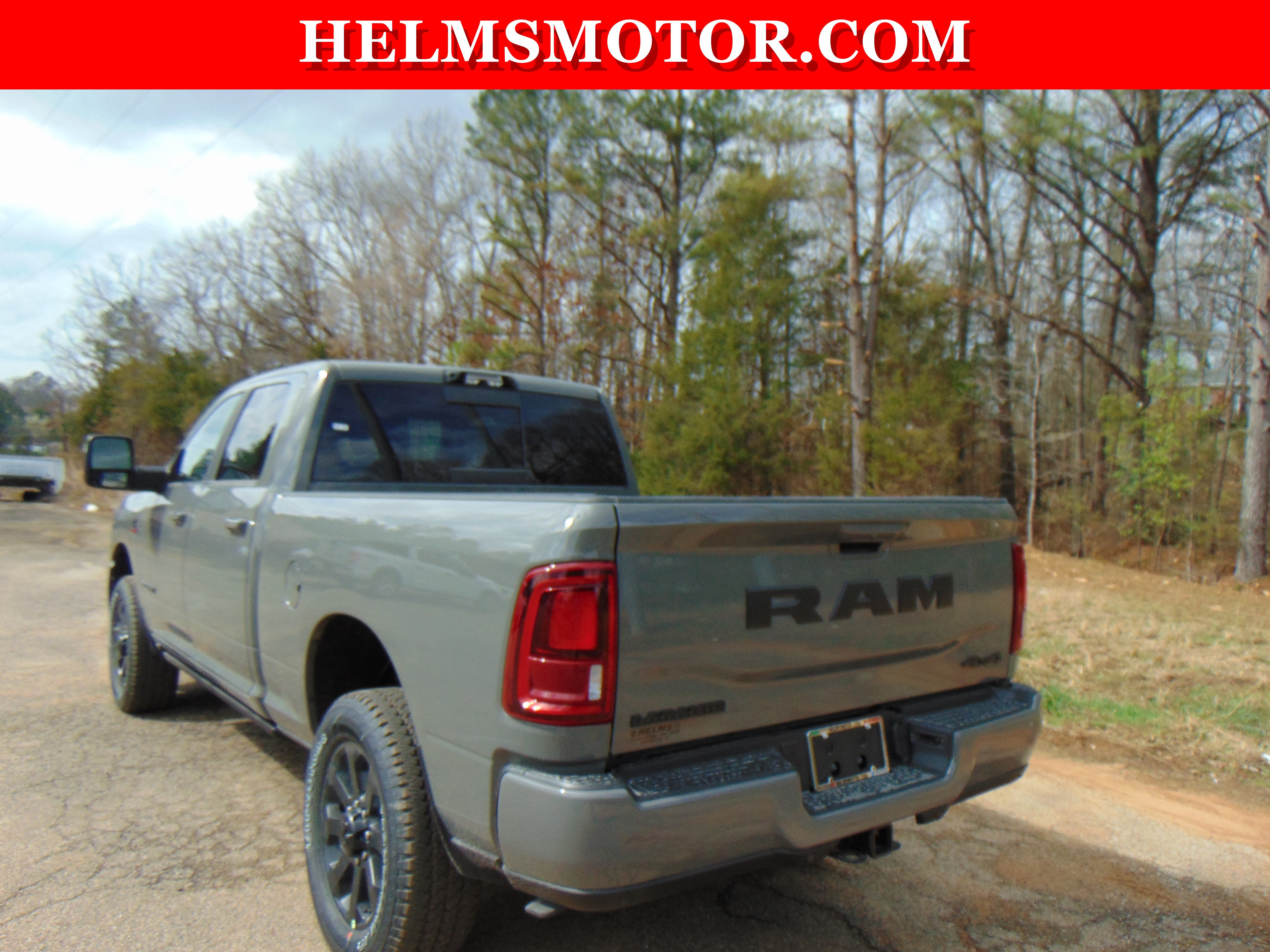 New 2026 RAM 2500 Laramie AWD/4WD image 11