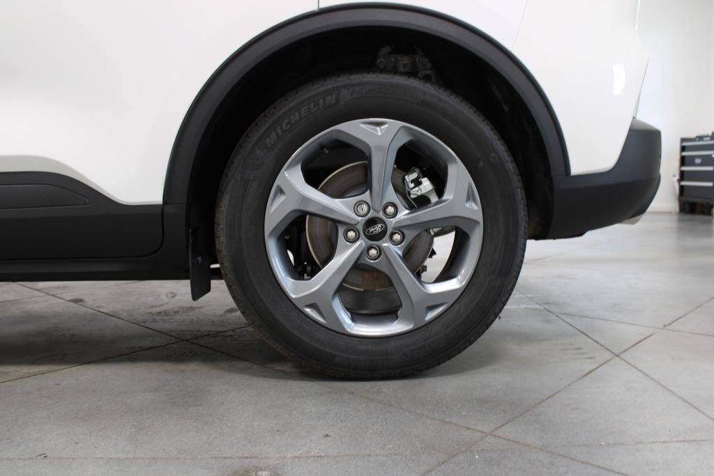 New 2025 Ford Escape ST-Line w/ Tech Pack #1 image 18