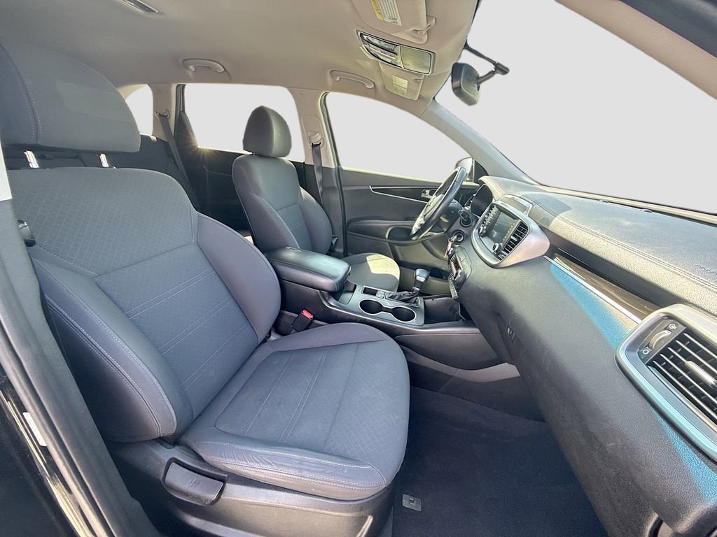 Used 2019 Kia Sorento S image 30