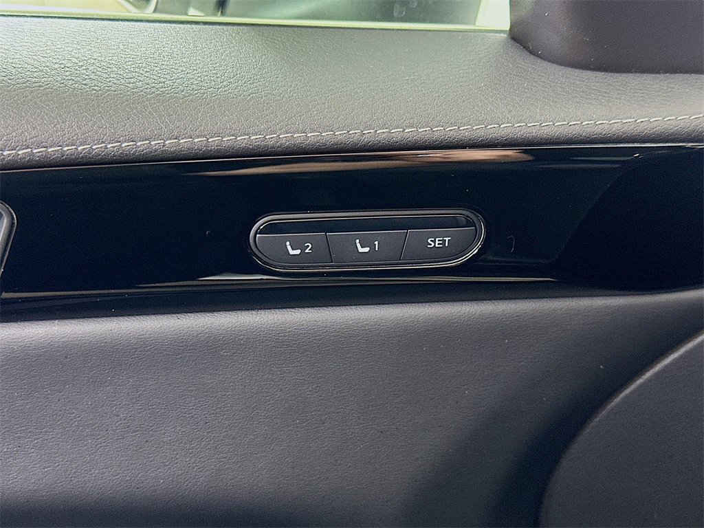 Used 2025 INFINITI QX60 Pure image 22