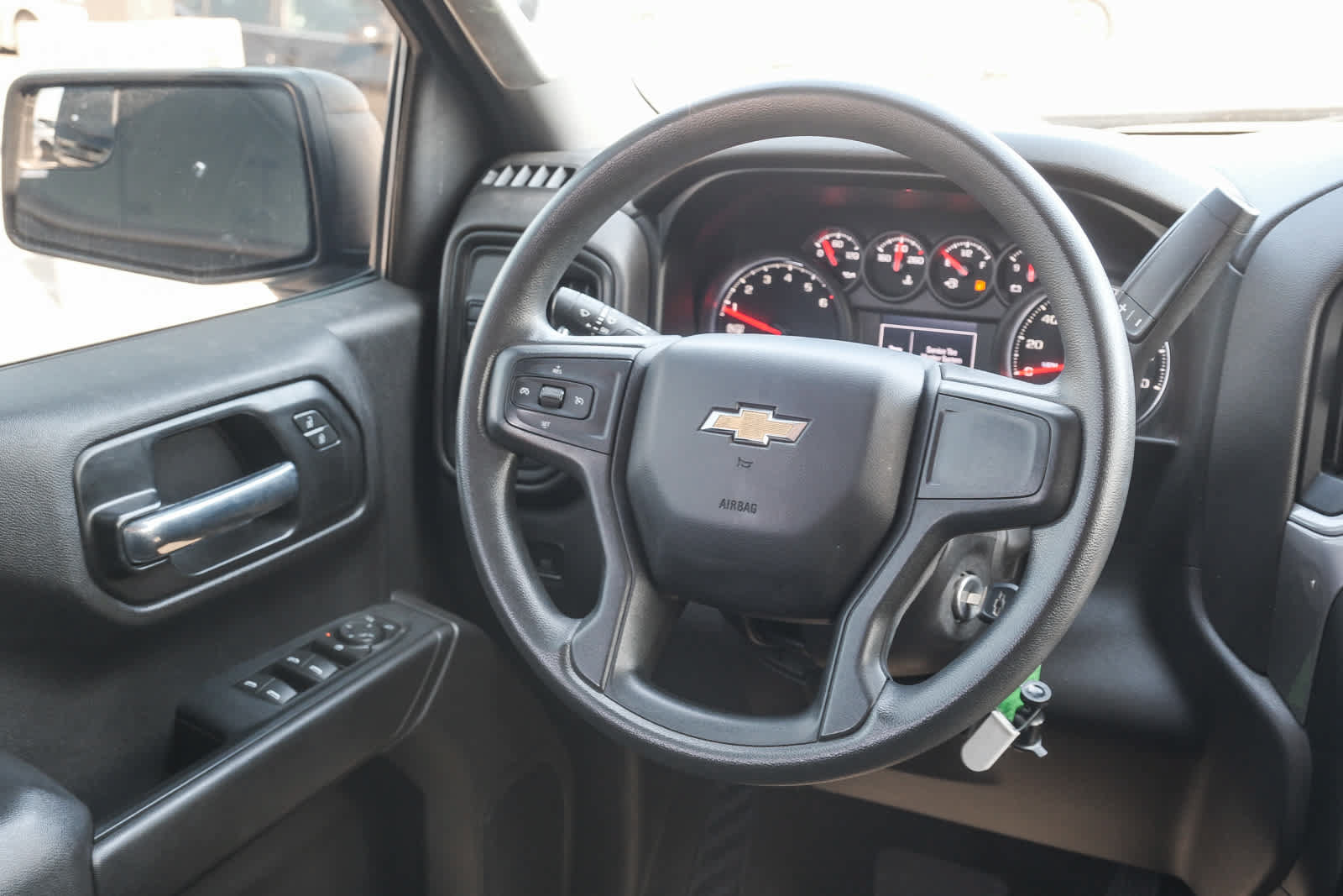 Used 2022 Chevrolet Silverado 1500 Custom RWD image 17