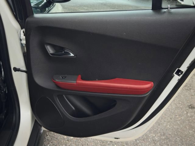 Used 2012 Chevrolet Volt Premium w/ Premium Trim Package FWD image 42