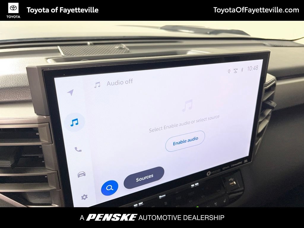 Used 2024 Toyota Tundra Limited AWD/4WD image 31