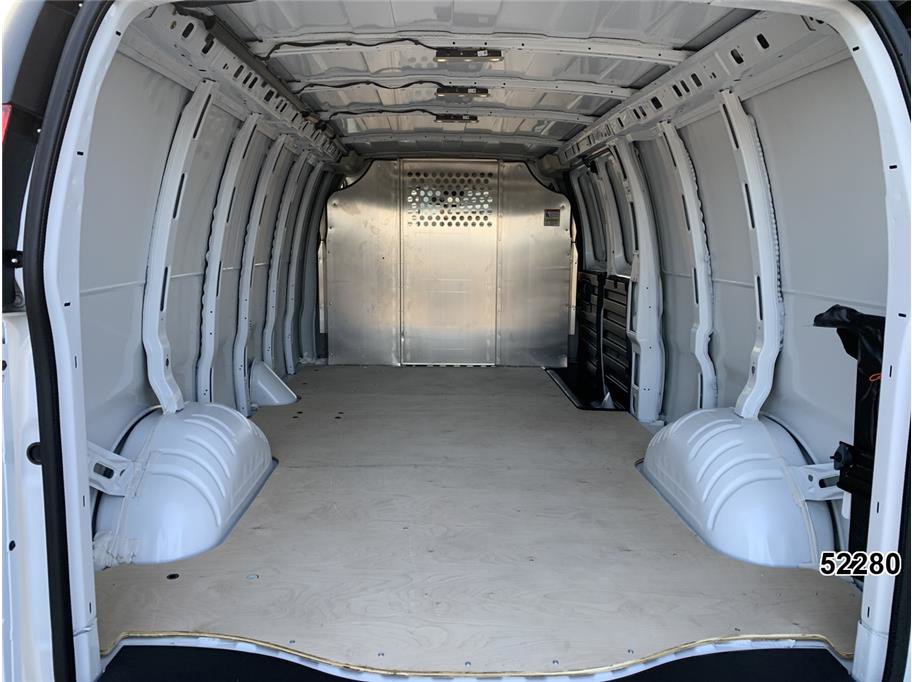 Used 2025 Chevrolet Express 2500 Extended w/ Communications Package image 9