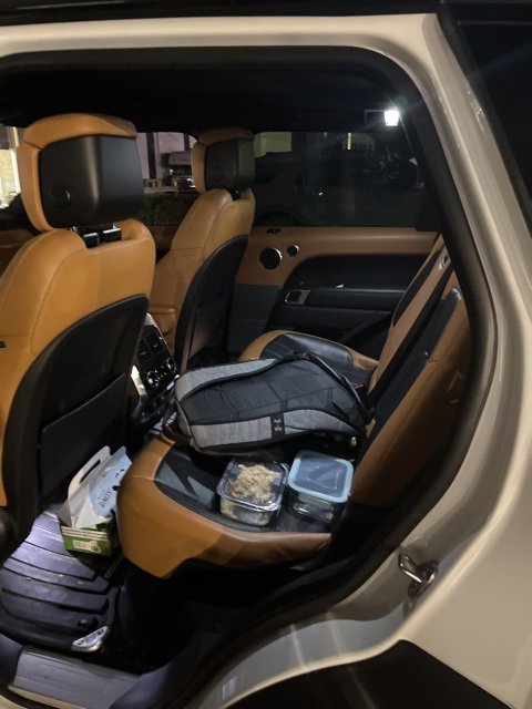 Used 2018 Land Rover Range Rover Sport HSE Dynamic image 11