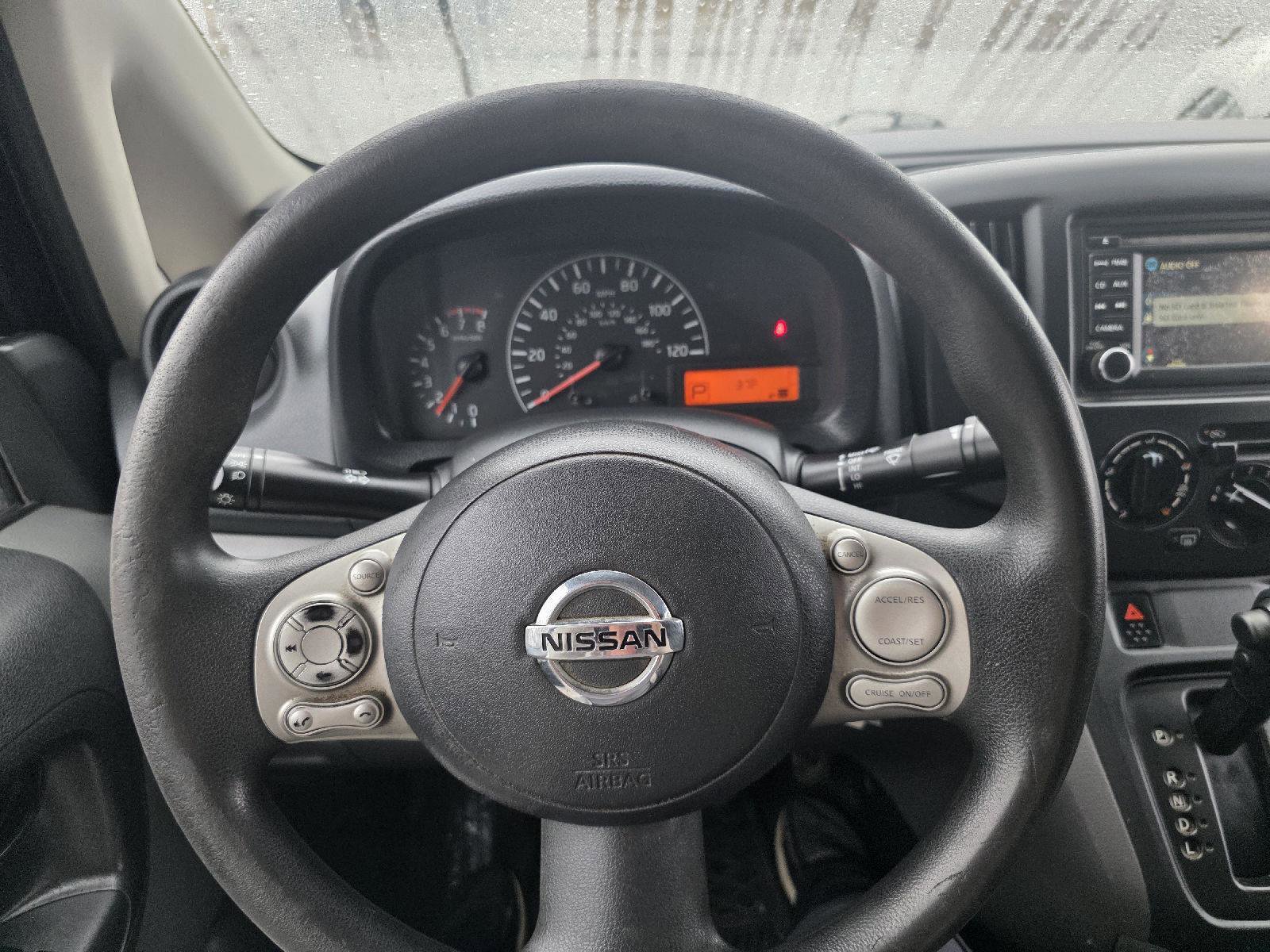 Used 2014 Nissan NV200 SV w/ Technology Package image 18