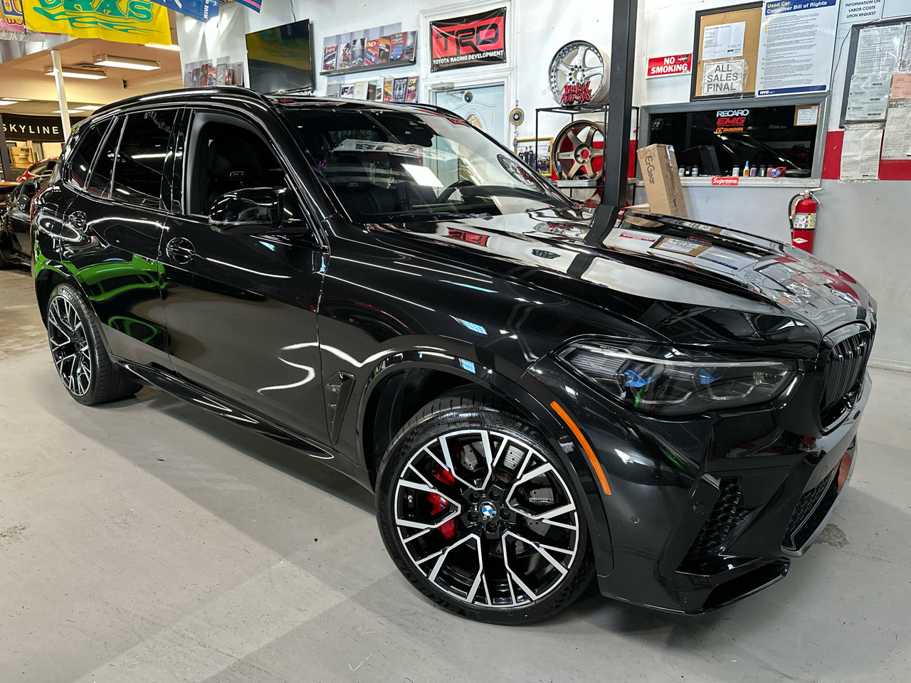 Used 2022 BMW X5 M Competition w/ Competition Package 2