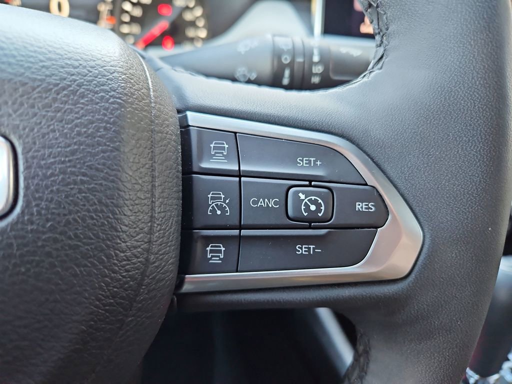 Used 2024 Jeep Compass Limited image 12