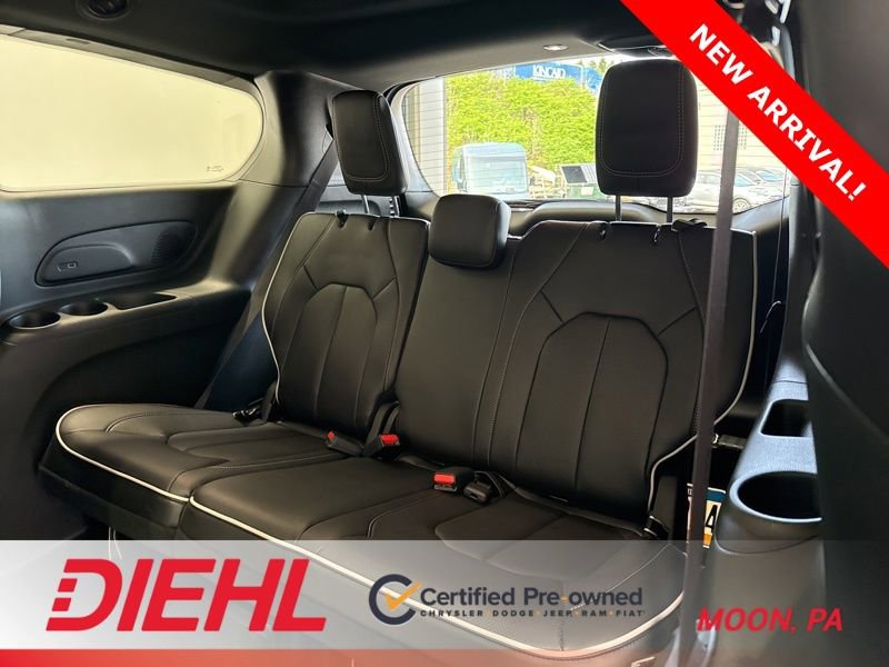 Used 2026 Chrysler Pacifica Limited w/ S Appearance Package image 20