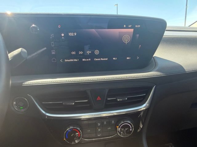 Used 2024 Buick Encore GX Sport Touring AWD/4WD image 22