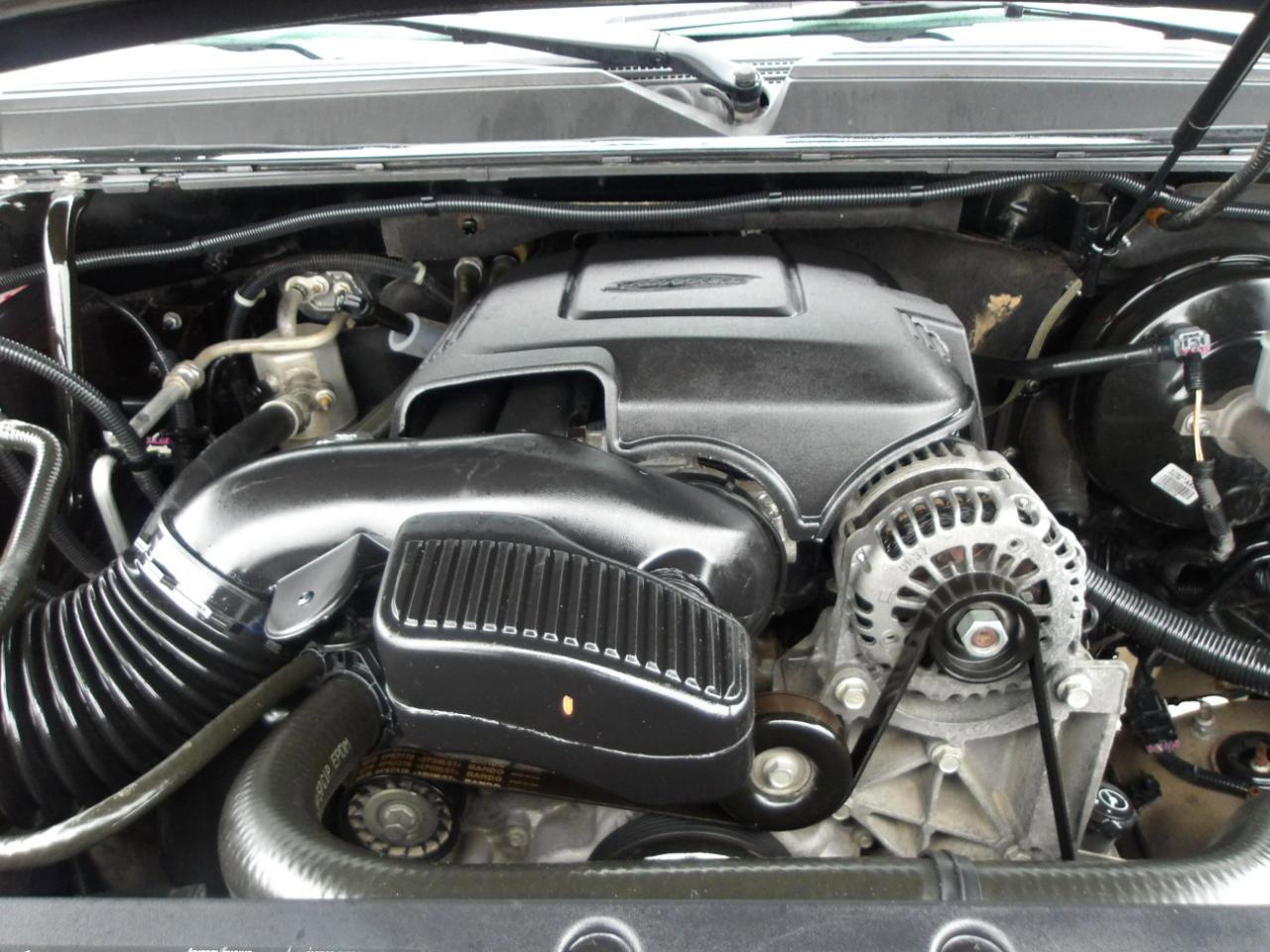 Used 2013 Chevrolet Avalanche LT w/ Suspension Package, Off-Road image 25