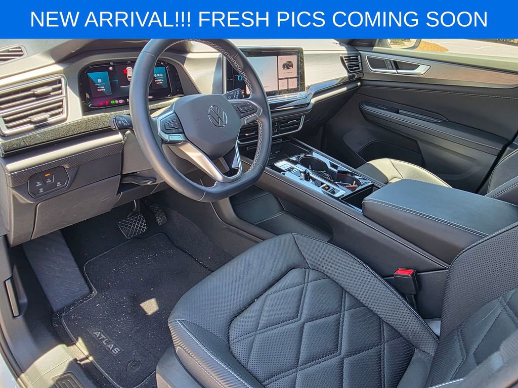 Used 2024 Volkswagen Atlas Cross Sport SE FWD image 8
