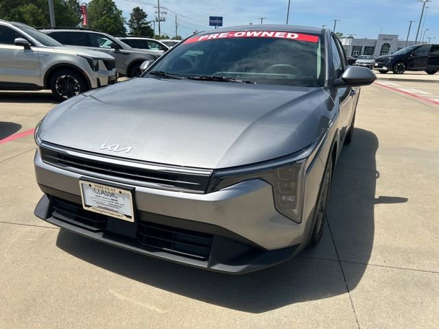 Used 2025 Kia K4 LXS FWD image 3