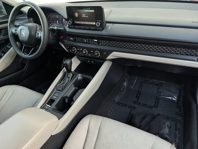 Used 2025 Honda Accord SE image 33