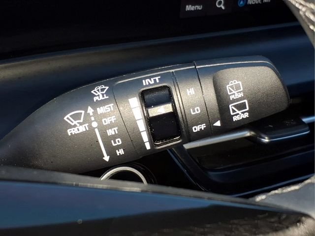Used 2025 Kia Seltos S AWD/4WD image 28