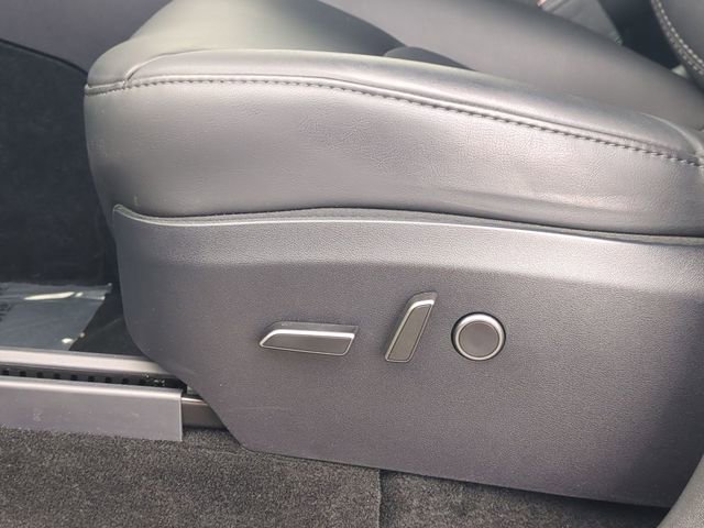 Used 2024 Tesla Model Y Long Range image 22