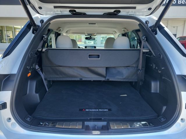 Used 2024 Mitsubishi Outlander SEL image 12