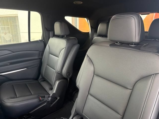 New 2026 Chevrolet Traverse LT w/ Driver Confidence Package AWD/4WD image 28