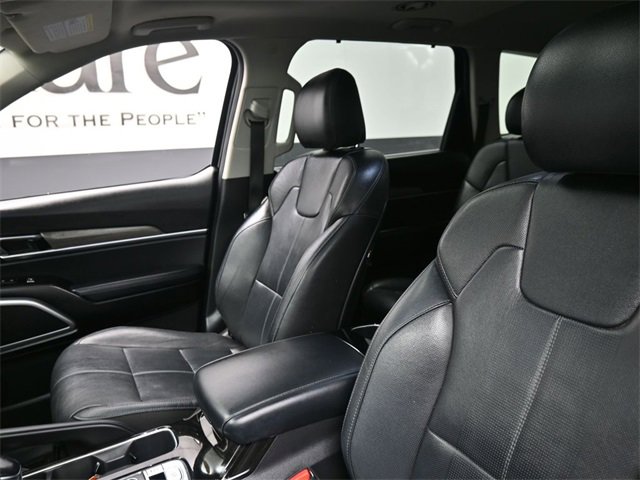 Used 2021 Kia Telluride EX w/ EX Premium Package image 16