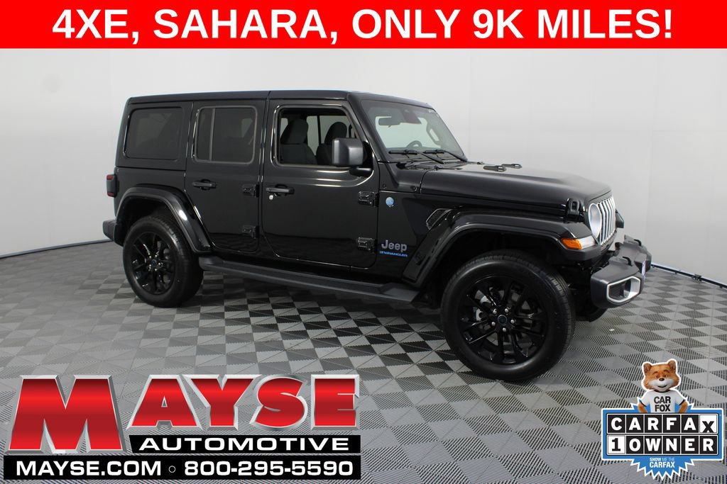 Used 2025 Jeep Wrangler Unlimited Sahara AWD/4WD image 1