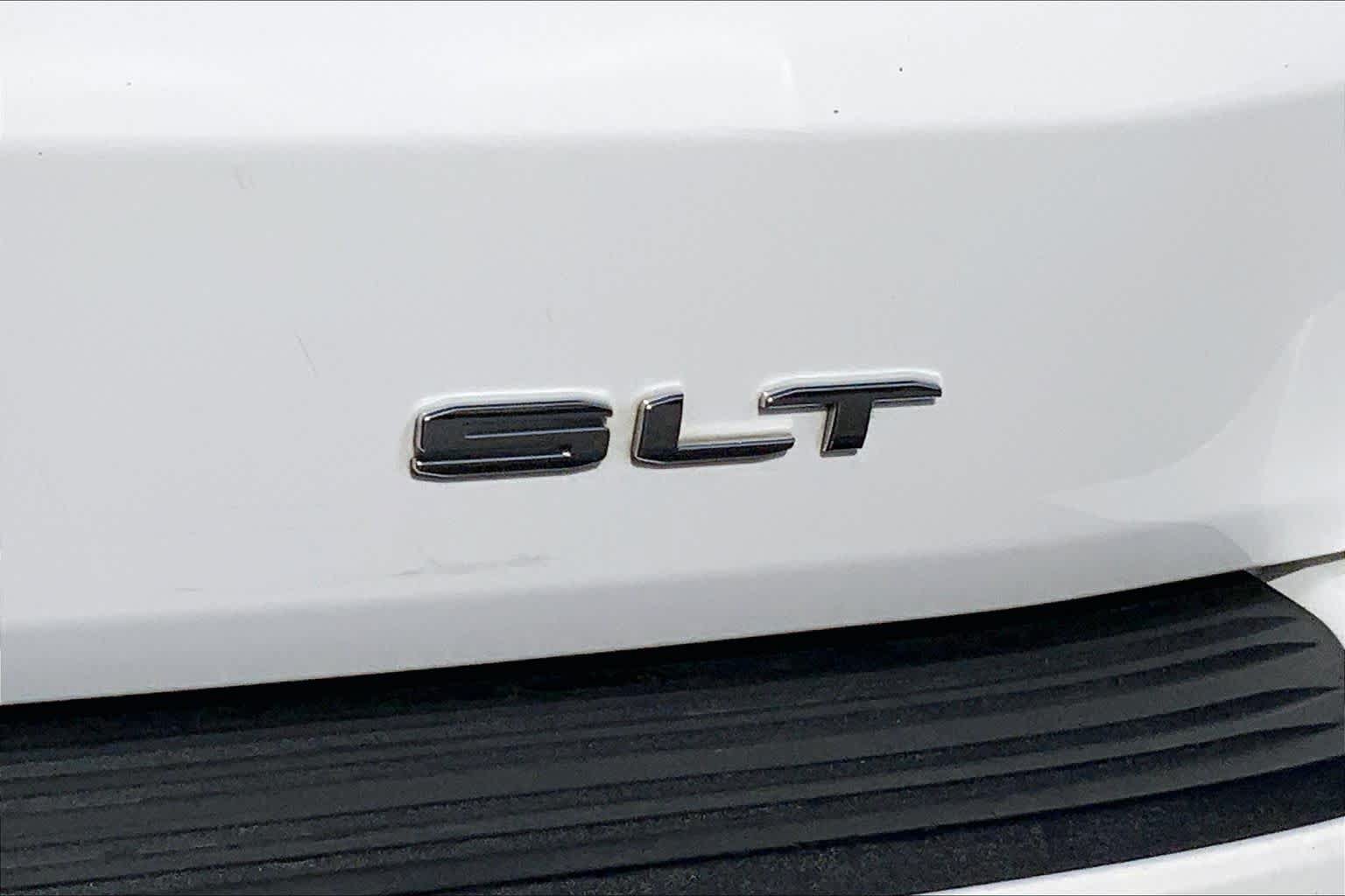 Used 2023 GMC Yukon SLT AWD/4WD image 10