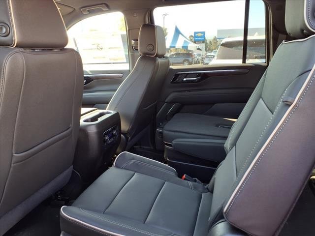 New 2025 Chevrolet Suburban Premier image 6