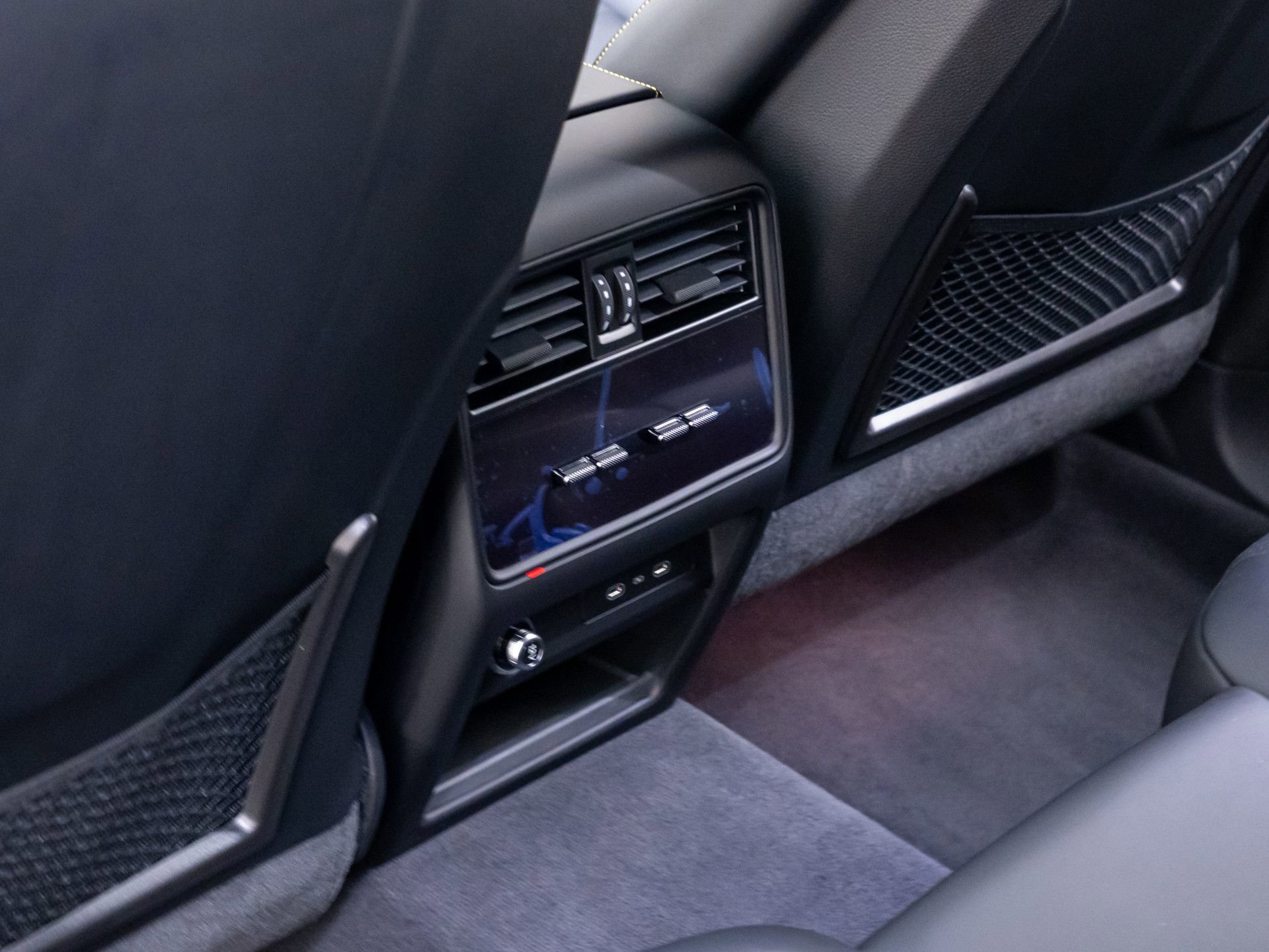 Certified 2026 Porsche Cayenne Turbo GT AWD/4WD image 18