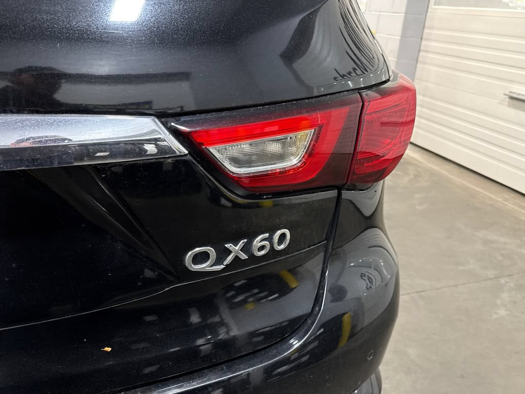 Used 2017 INFINITI QX60 Luxe w/ Premium Plus Package AWD/4WD image 5