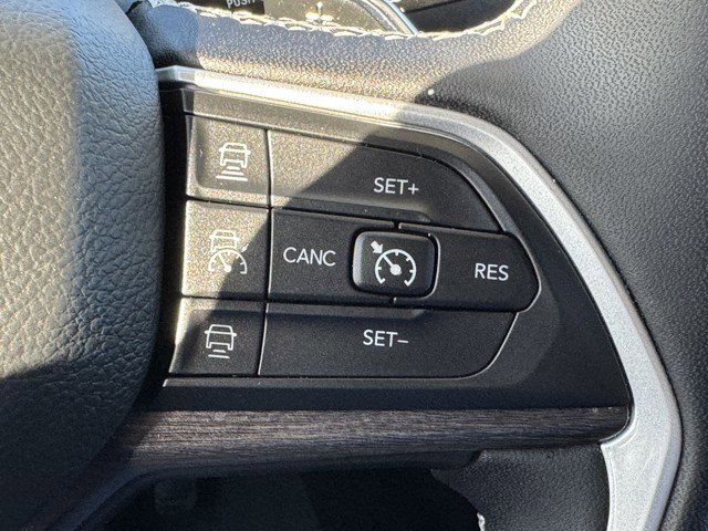 Used 2022 Jeep Grand Cherokee Limited 4xe image 22