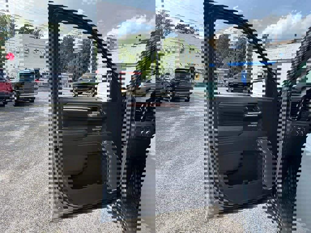New 2026 GMC Sierra 1500 Denali w/ Denali Reserve Package image 17