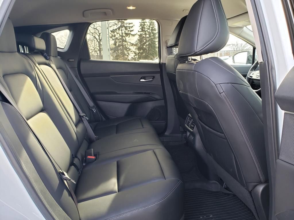 Certified 2025 Nissan Murano SV AWD/4WD image 23